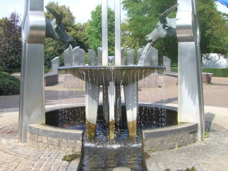 Roermond : Maastrichterweg, Kasteeltje Hattem, Skulptur im Park